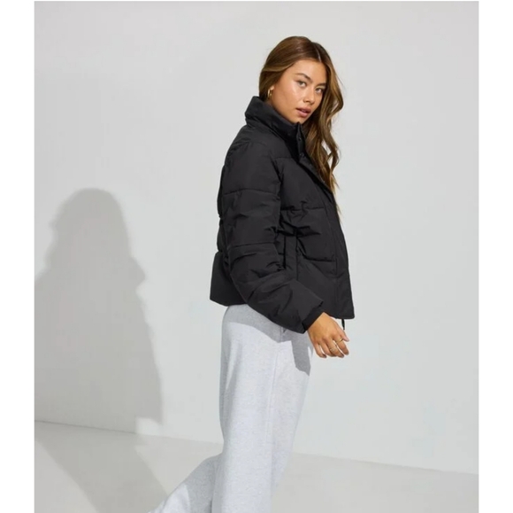 PERFECT PUFFER JACKET- Size XS - Picture 3 of 4